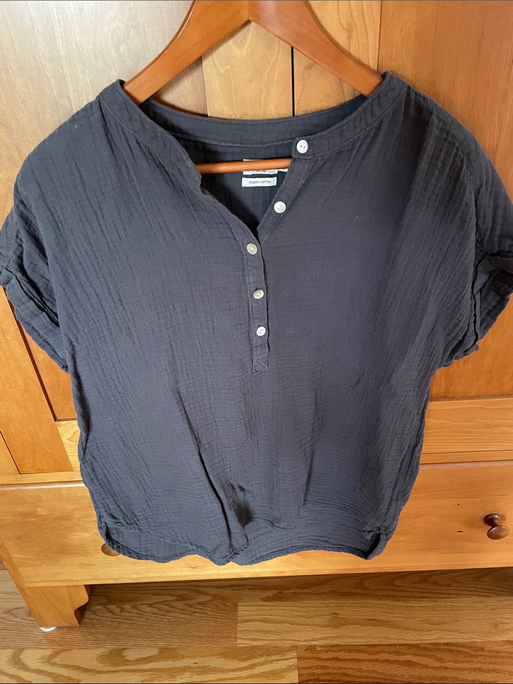 Faherty Casual Button Henley Women's GauzeTop - Gray